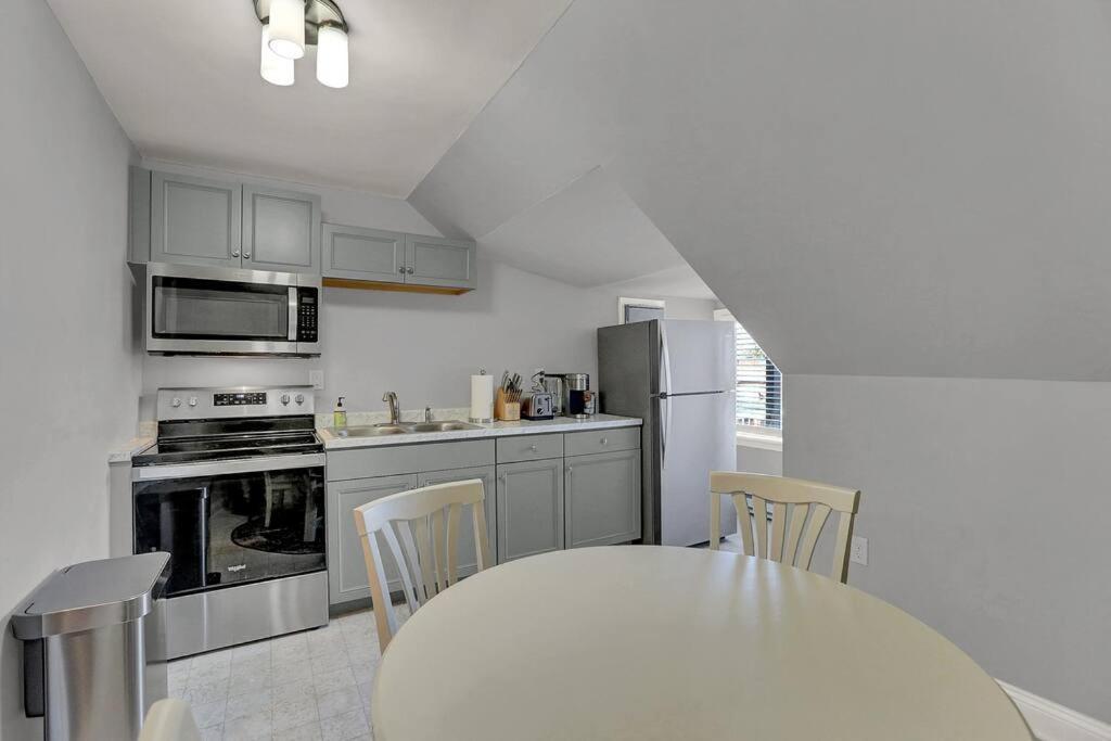 Suites On Seneca - Gorgeous One Bedroom Apartment Harrisburg Zewnętrze zdjęcie